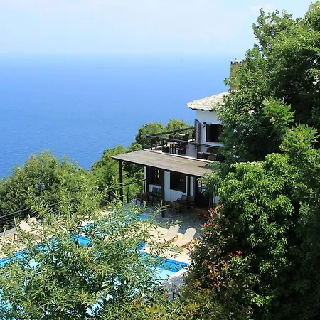 Aparthotel Aglaida 3*