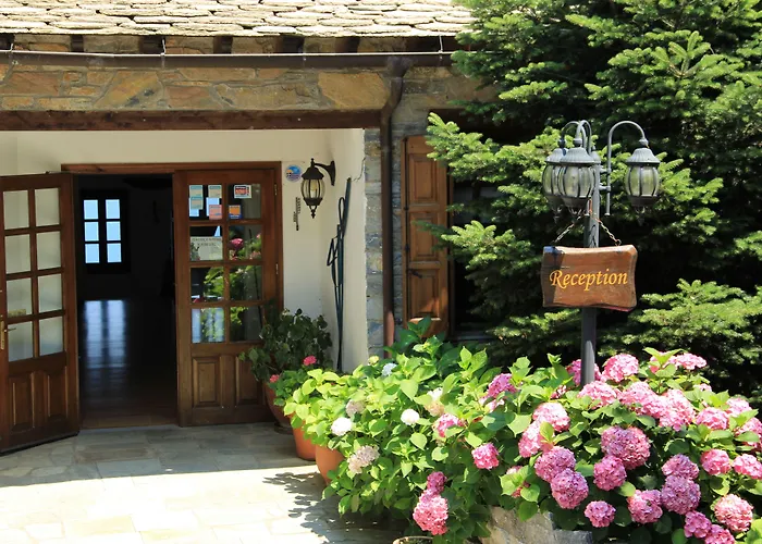 Aglaida Aparthotel 3*